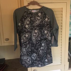 LuLaRoe Print Top Blouse SZ L NWT